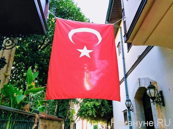 Турция, флаг(2020)|Фото: Накануне.RU