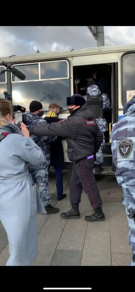 Задержание членов ЛДПР 7 ноября 2020 года.(2020)|Фото: telegram-канал фракции ЛДПР в Госдуме