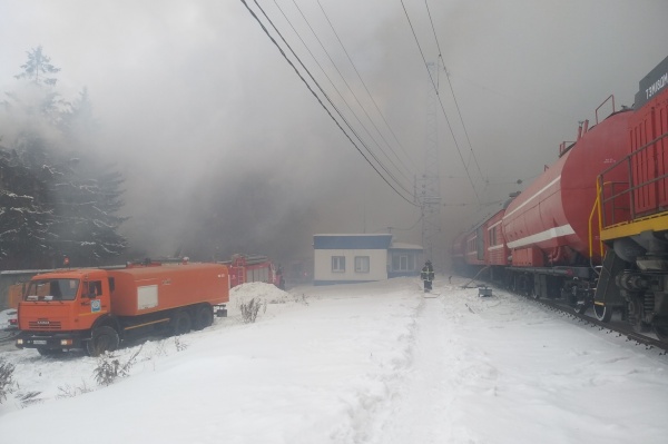 пожар, пожарные поезда, Самарский подшипниковый завод(2021)|Фото: 63.mchs.gov.ru