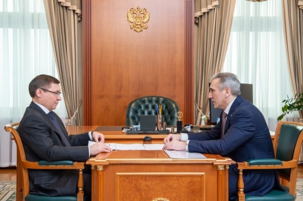 Владимир Якушев, Александр Моор(2021)|Фото: Пресс-служба губернатора Тюменской области