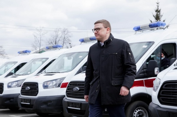Алексей Текслер, машины скорой помощи,(2021)|Фото: пресс-служба губернатора Челябинской области