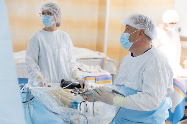 врач, медицина, медоборудование, больница, операция(2021)|Фото: фонд святой Екатерины