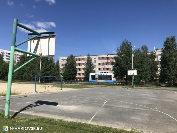 школьный стадион(2021)|Фото: пресс-служба администрации Нижневартовска