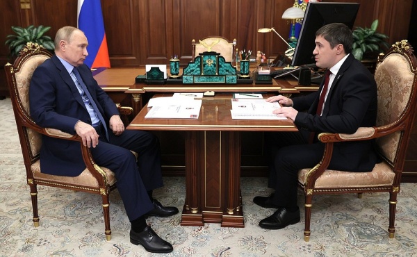 Владимир Путин, Дмитрий Махонин(2022)|Фото: kremlin.ru