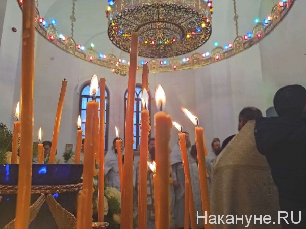 православие, свеча, храм(2022)|Фото: Накануне.RU