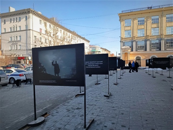 #СвоихНеБросаем, фотовыставка, новосибирск(2022)|Фото: пресс-служба правительства Новосибирской области