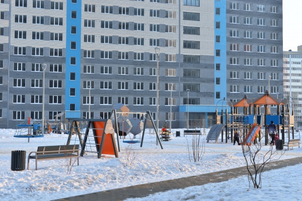 жилой дом, двор, благоустройство, детский городок(2022)|Фото: пресс-служба компании "Атомстройокмплекс"