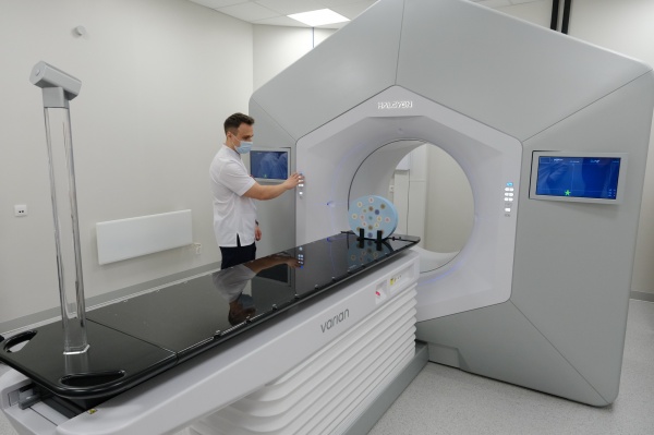 медицина, высокие технологии, онкология,  здравоохранение, томография(2022)|Фото: пресс-служба правительства Новосибирской области