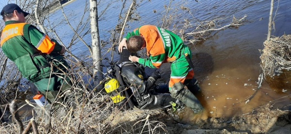 водолазы, поиски(2022)|Фото: департамент гражданской защиты и пожарной безопасности ЯНАО