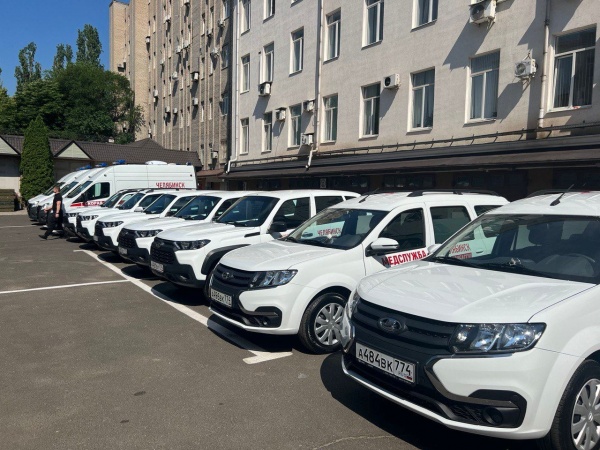 машины скорой помощи для ДНР(2022)|Фото: пресс-служба губернатора Челябинской области