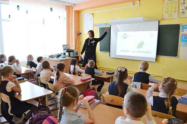 Экоурок в екатеринбургской школе(2022)|Фото: пресс-служба ЕМУП "Спецавтобаза"
