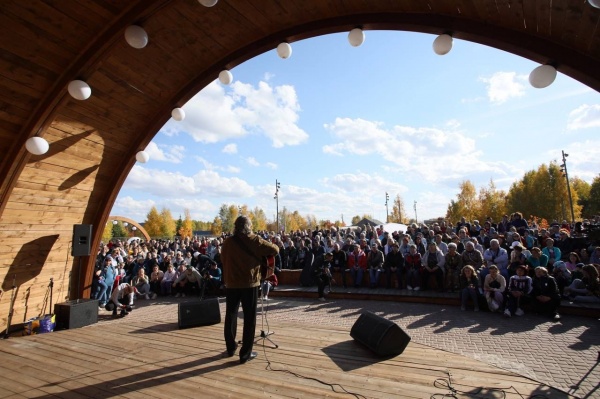 люди, концерт, лоза(2022)|Фото: пресс-служба администрации Сургутского района