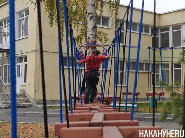 Веревочный парк в екатеринбургском детском саду "Капельки"(2022)|Фото: Накануне.RU