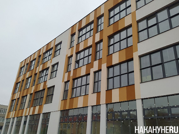 Строительство школы №120 в Екатеринбурге(2022)|Фото: Накануне.RU