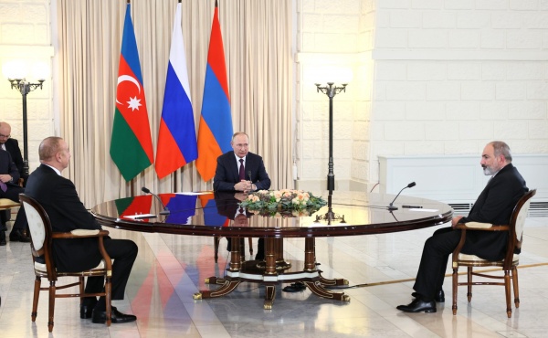 Ильхам Алиев, Владимир Путин, Никол Пашинян(2022)|Фото: kremlin.ru