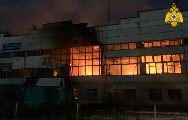 Пожар на заводе метизов и пилорамы в Чайковском(2022)|Фото: 59.mchs.gov.ru