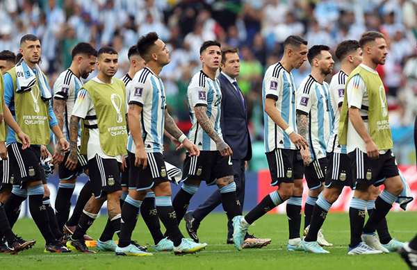 Сборная Аргентины по футболу после поражения от Саудовской Аравии на ЧМ-2022(2022)|Фото: Reuters / Carl Recine