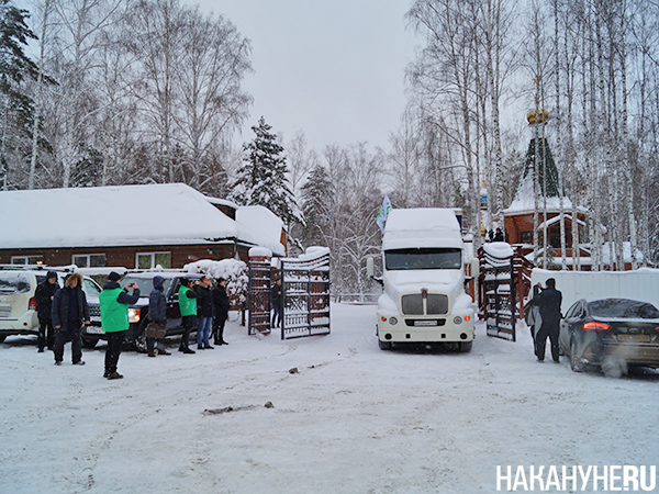 Отправка гуманитарного груза в Донбасс от волонтерского центра "Мы рядом"(2022)|Фото: Накануне.RU