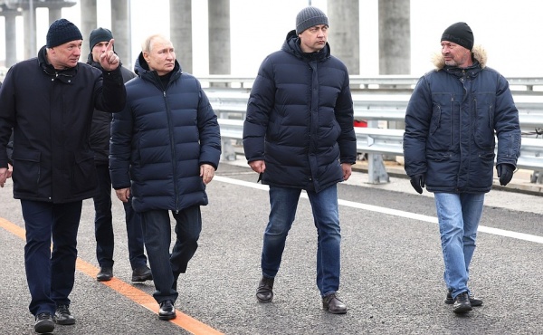 Владимир Путин посетил отремонтированный Крымский мост(2022)|Фото: kremlin.ru