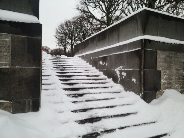 лестница, снег, лп(2023)|Фото: Накануне.RU