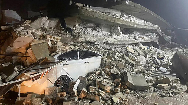 Последствия землетрясения в Турции(2023)|Фото: AP Photo / Ghaith Alsayed