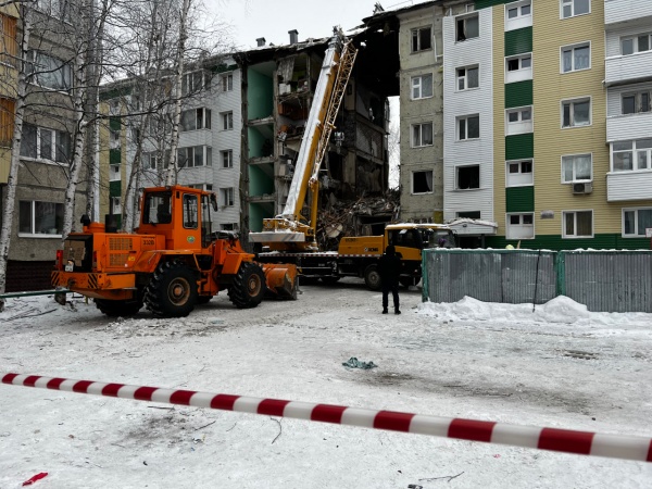 взрыв дома в нижневартовске, разрушенный подъезд, мчс(2023)|Фото: Накануне.RU