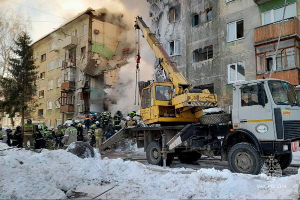 Последствия взрыва газа в жилом доме в Новосибирске(2023)|Фото: ГУ МЧС по Новосибирской области