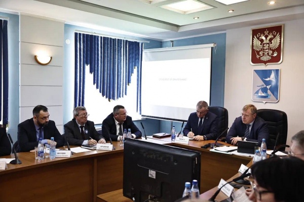 игорь бабушкин, заседание(2023)|Фото: пресс-служба губернатора Астраханской области