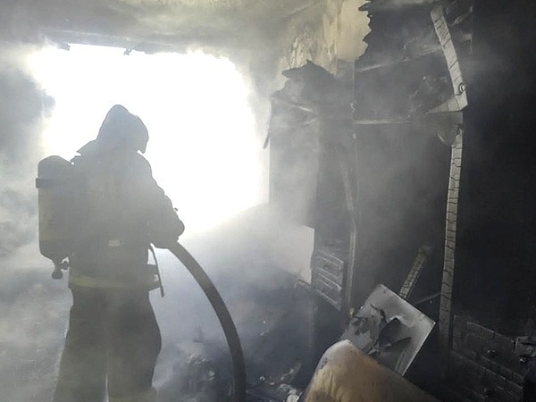 пожар в квартире в Академическом(2023)|Фото: ГУ МЧС РФ по Свердловской области