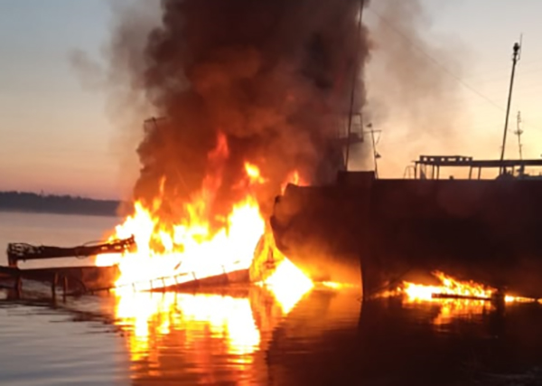 Пожара на судне в ХМАО-Югре(2023)|Фото: МТУ Ространснадзора по УФО