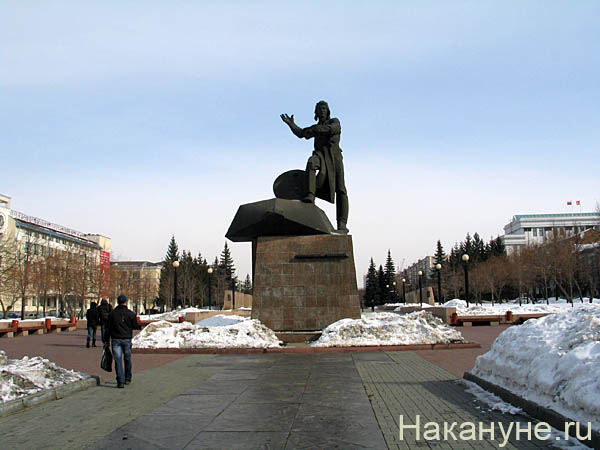 челябинск 100ч памятник добровольцам-танкистам | Фото: Накануне.ru