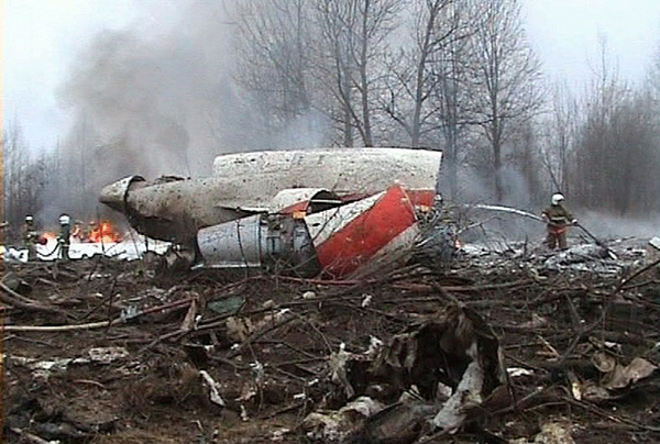 Крушение самолета с президентом Польши Лехом Качиньским|Фото: AP