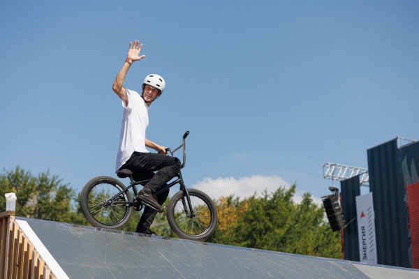 Улица фристайл BMX