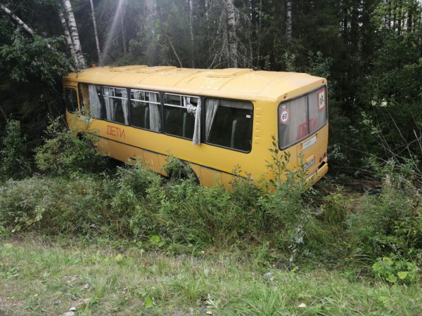 Автобус со школьниками, попавший в аварию на трассе Соликамск - Красновишерск(2023)|Фото: ГУ МВД по Пермскому краю