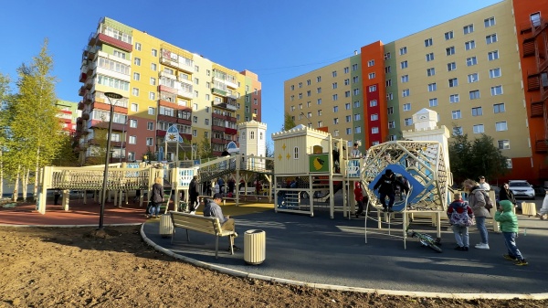 город мирный, детская площадка(2023)|Фото: АО "РНГ"