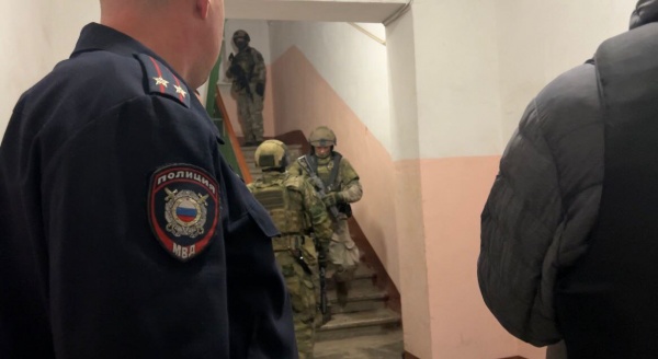 задержание дебошира в Каменске-Уральском(2023)|Фото: В.Н. Горелых