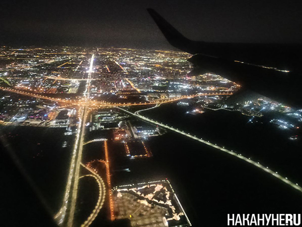 Вид из самолета на ночной город(2023)|Фото: Накануне.RU