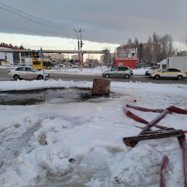 коммунальная авария, порыв трубопровода(2023)|Фото: gvk86.ru