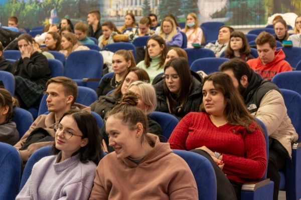 студенты(2023)|Фото:adm44.ru