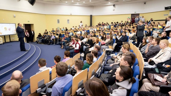 студенты Технического университета в Верхней Пышме(2024)|Фото: пресс-служба Технического университета