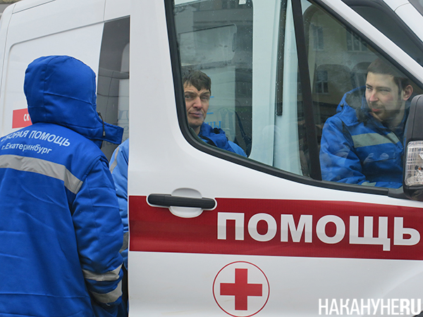 Передача машин скорой помощи от Фонда святой Екатерины городу Екатеринбургу (01.04.21)(2024)|Фото: Накануне.RU