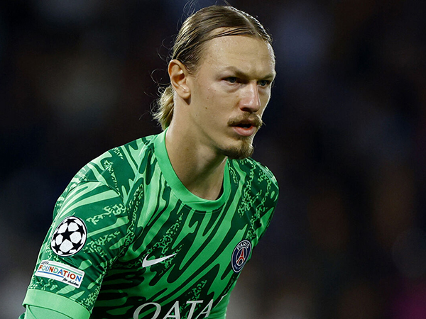 Российский вратарь французского "ПСЖ" Матвей Сафонов(2024)|Фото: Reuters / Sarah Meyssonnier