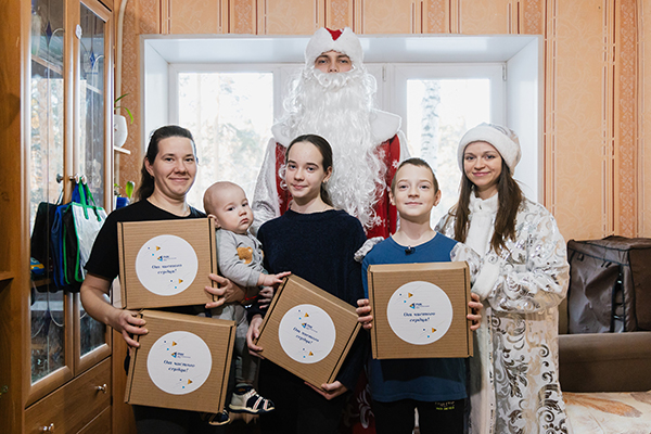 Новогодняя акция "Чудо уже здесь" в Свердловской области(2024)|Фото: Андрей Фомин