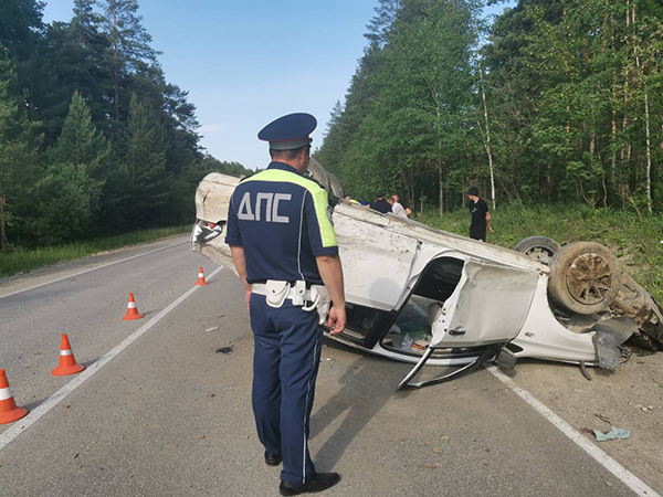 ДТП на 2 км автодороги "г. Березовский - п. Старопышминск"(2025)|Фото: Управле­ние Госавтоинспекции ГУ МВД России по Св­ердловской области