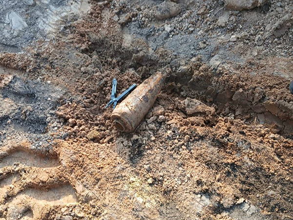 Снаряд времен войны в коттеджном поселке в Сысерти(2025)|Фото: пресс-служба Управления Росгвардии по Свердловской области