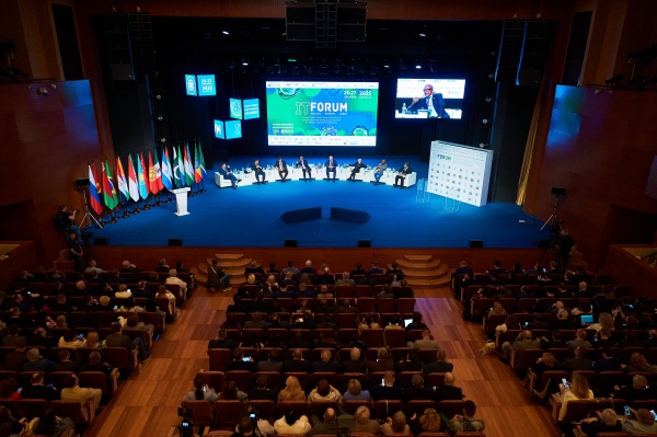 IT-форум, состоявшийся в Ханты-Мансийске 25-27 июня 2025 г.(2025)|Фото: itforum.admhmao.ru/2025/