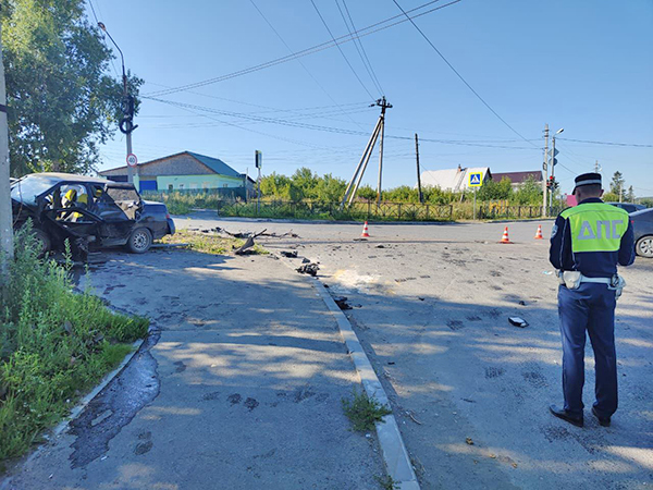 ДТП на перекрестке улиц Советская и Зеленая в Реже(2025)|Фото:  Госавтоинспекция по Свердловской области