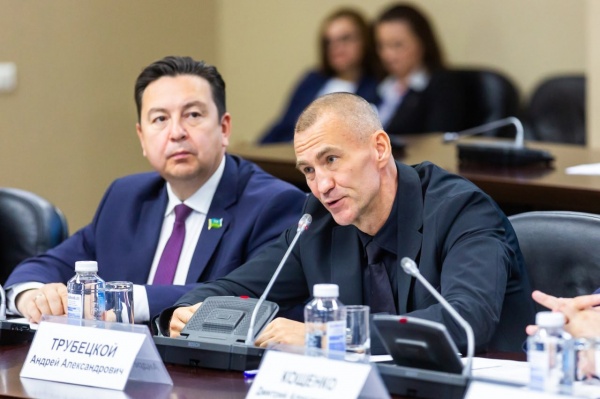        (2025)|: vk.com/aatrubetskoy