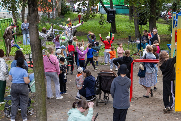     . , 46    ,     (2025)|:   / -  