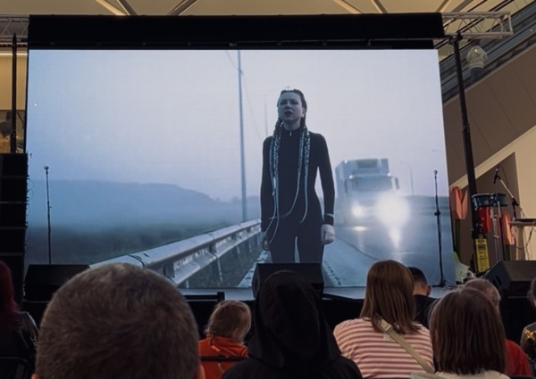  MONOI(2025)|:  MONOĪ